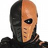 The Arrow/ Preview Limited Deathstroke Paper Weight Statue (Completed)