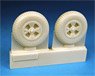 Hawker Tempest Late Mainwheels - Block Tread (Plastic model)