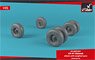 CH-47 Chinook Wheels w/Weighted Tires (Plastic model)