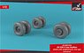 CH-53 Sea Stallion Wheels w/Weighted Tires, Late (Plastic model)