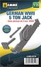 German WWII 5 Ton Jack (Plastic model)
