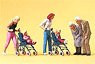 10493 (HO) Mothers. Children in baby carriages Grandparents [Mutter. Kinder im Kinderwagen. GroBeltern] (5 Pieces) (Model Train)