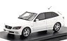 Toyota Altezza Gita AS200 Z Edition (2001) Super White II (Diecast Car)