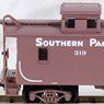 050 00 240 (N) 34` Wood Sheathed Caboose, w/Slanted Cupola Southern Pacific(R) RD# SP 319 (Model Train)