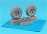 Supermarine Spitfire Wheels w/ Weighted Tyres of Block Pattern & 4-Spoke Hubs (Plastic model)