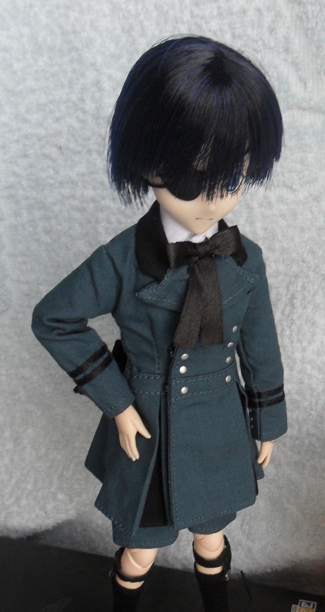 [Close]
Ciel Phantomhive (Fashion Doll) Photo(s) taken by Livong(ol-super)