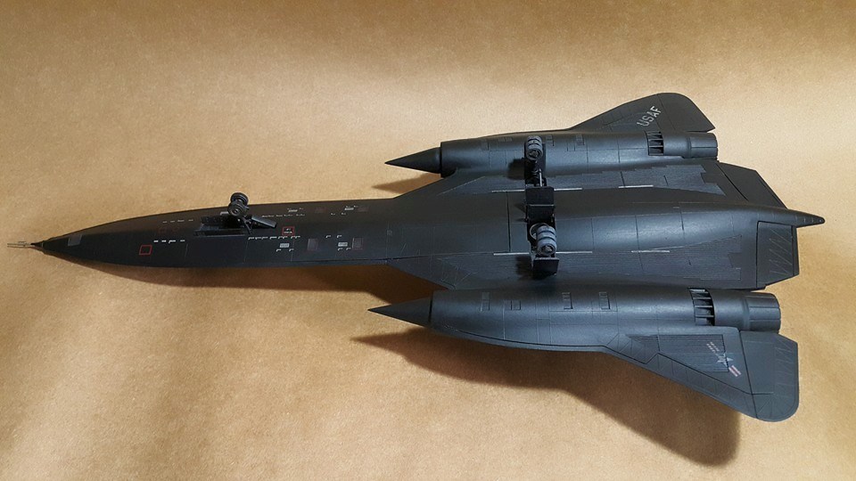 [Close]
SR-71 Blackbird with Drone (Plastic model) Photo(s) taken by nugundam93