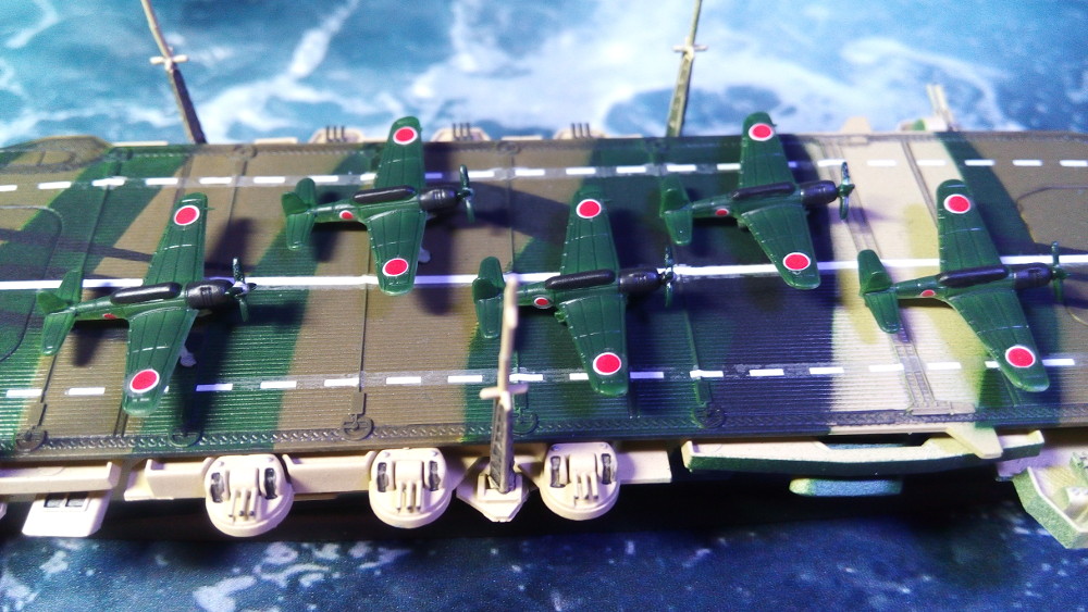 [Close]
IJN Aircraft Carrier Taiho Based Aircraft Set (Kugisho Judy Liquid Cooler Type, Tenzan, Zero Fighter Type 52) (Plastic model) Photo(s) taken by 113357
