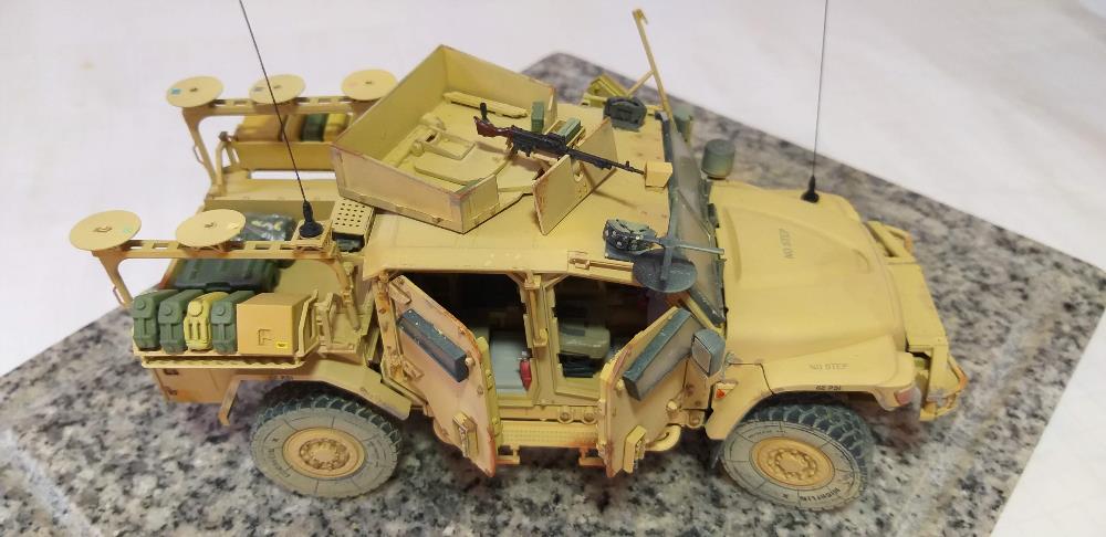 [Close]
British Army Husky TSV (Tactical Support Vehicle) (Plastic model) Photo(s) taken by Evandro.Ebert