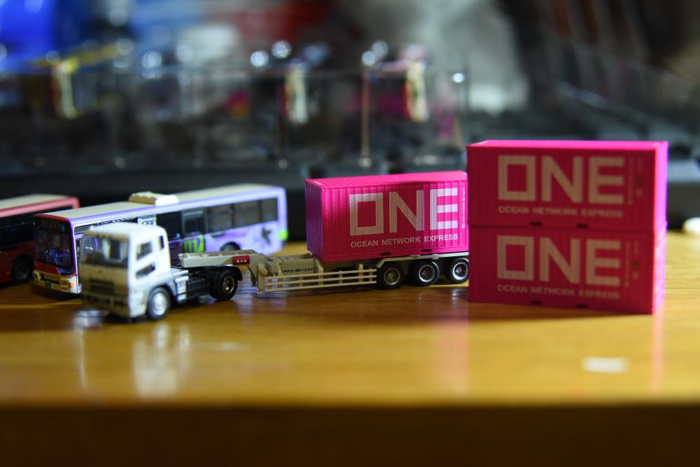[Close]
20f Dry Container Type ONE (Pink) (3 Pieces) (Model Train) Photo(s) taken by No Name