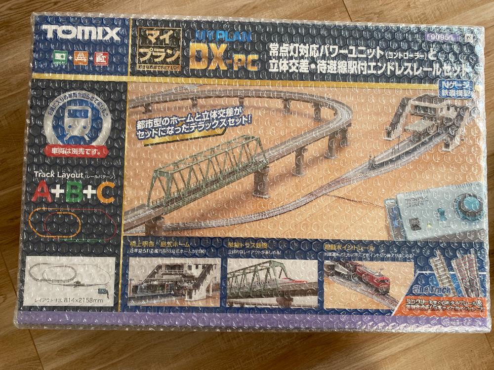 [Close]
My Plan DX-PC (F) (Fine Track, Track Layout Pattern A+B+C) (Model Train) Photo(s) taken by Panya