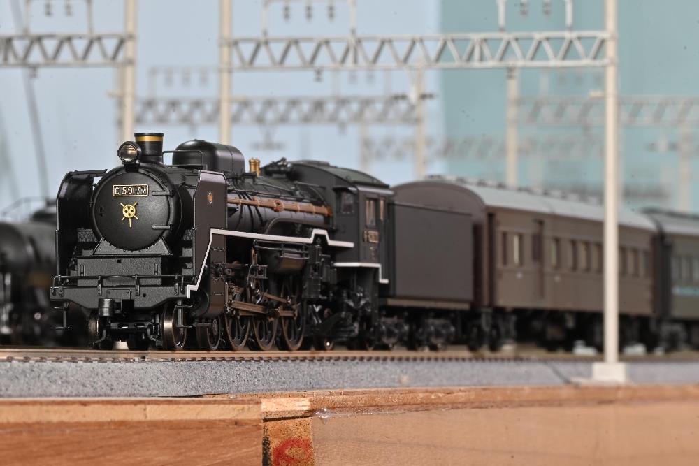 [閉じる]
16番(HO) C59 77 特製品 動力付塗装済完成品 (塗装済み完成品) (鉄道模型) KATOMIX さんからの投稿