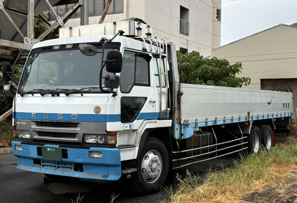 [閉じる]
TLV-N347a いすゞ 810EX トラクタヘッド (紺) (ミニカー) プレプレ さんからの投稿
